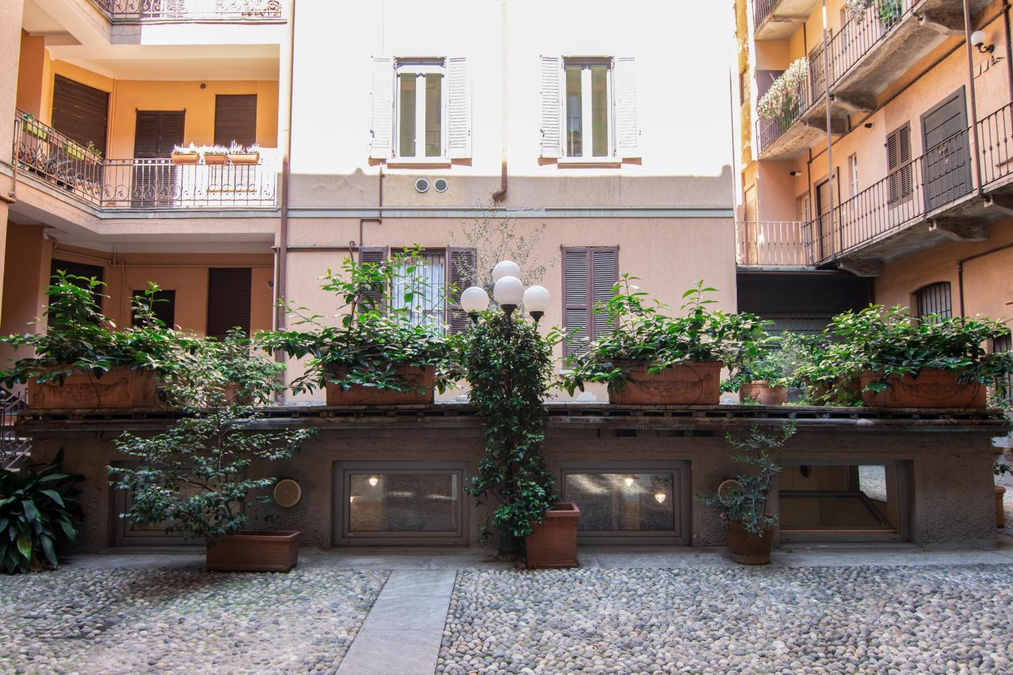 Soppalchino In Via Savona Apartment Милано Екстериор снимка